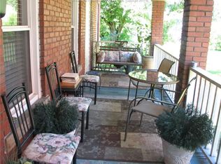 917 Carte St, Charleston, WV 25311