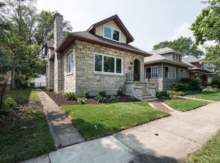 819 N Humphrey Ave, Oak Park, IL