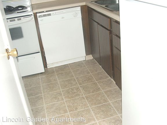 5th image of 160 C St APT 211
