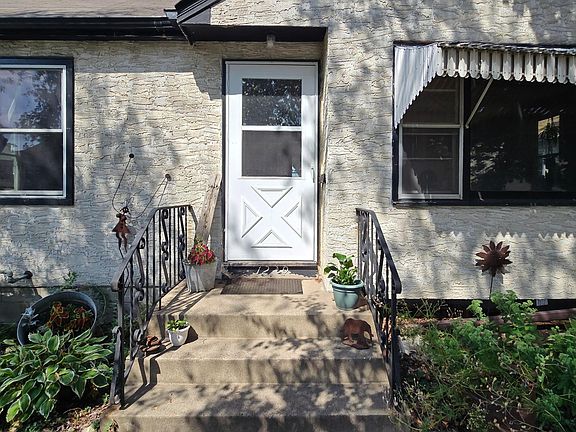 3rd image of 1229 7th St E