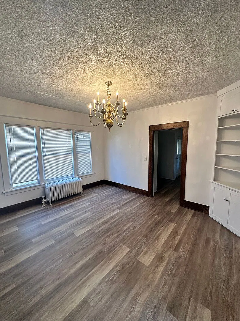South hill 4-Bedroom Home Coming soon! — Photo 4