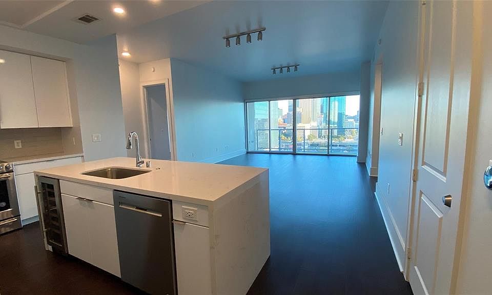 1st image of 2501 N Houston St #1805