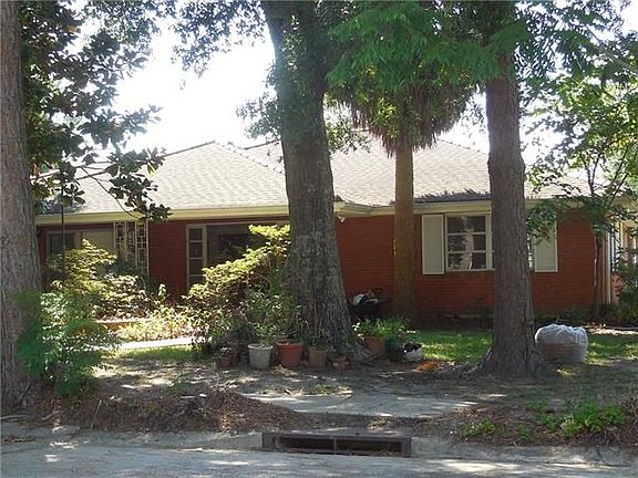 2nd image of 1631 Killdeer St