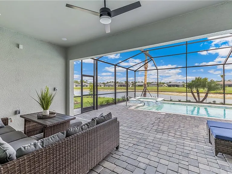 15907 Sugar Hill Dr #15907 — Photo 9