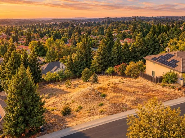 455 Rockport Cir, Folsom, CA 95630