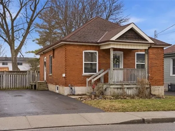 269 Grey St, Brantford, ON N3S 4W9