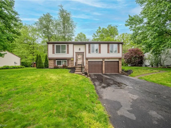 1431 Raccoon Dr NE, Warren, OH 44484