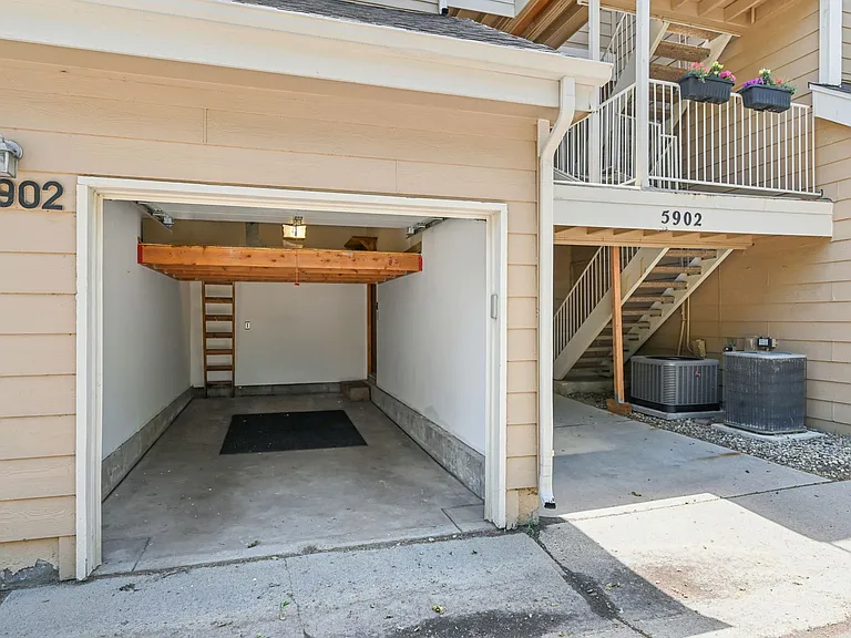 5902 Gunbarrel Ave #E — Photo 25