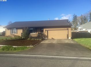 35061 Sykes Rd, Saint Helens, OR 97051