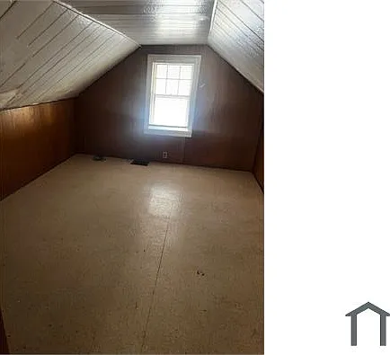 328 E Maplewood Ave — Photo 5