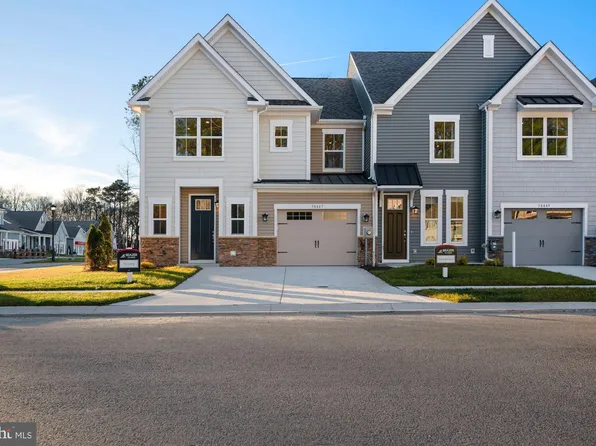 4289 Market Place Dr, Perry Hall, MD 21128