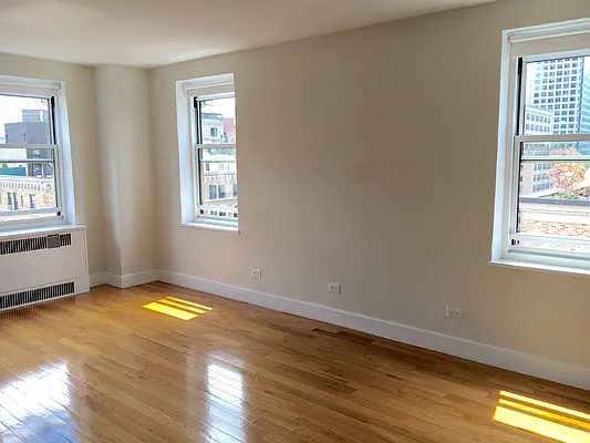 Rented by Stonehenge NYC LLC | media 19
