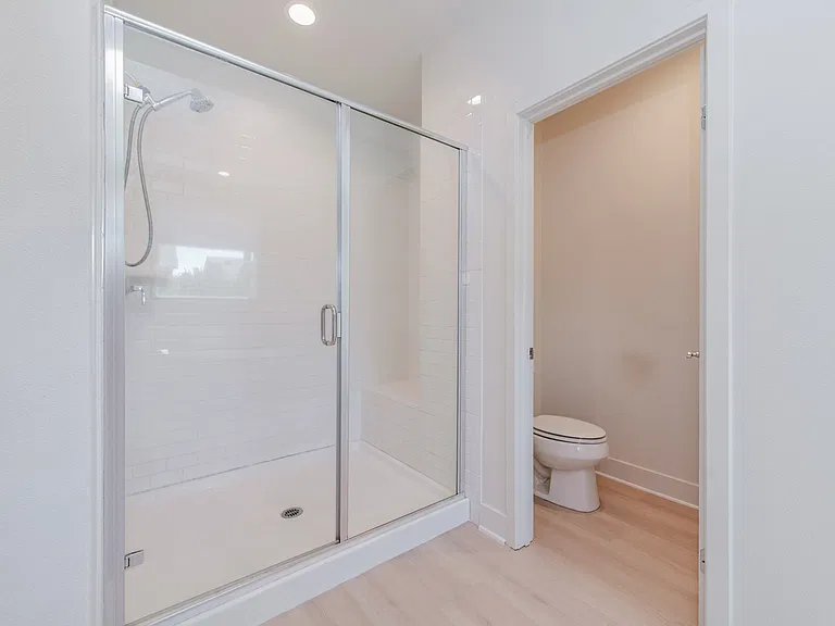 15870 Kingston Rd — Photo 21