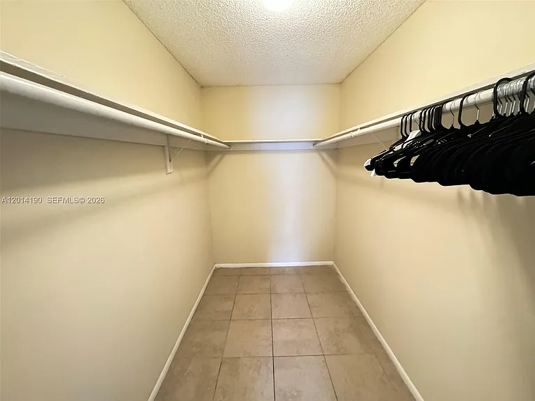 415 Executive Center Dr #203 — Photo 18