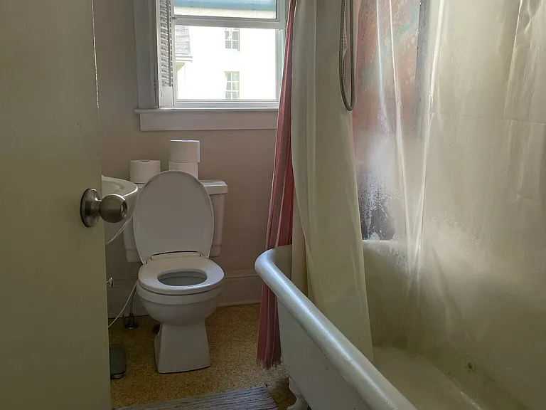 714 W Liberty St #2 — Photo 13