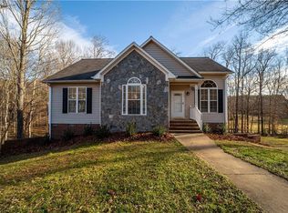 106 Joe Ct, Graham, NC 27253