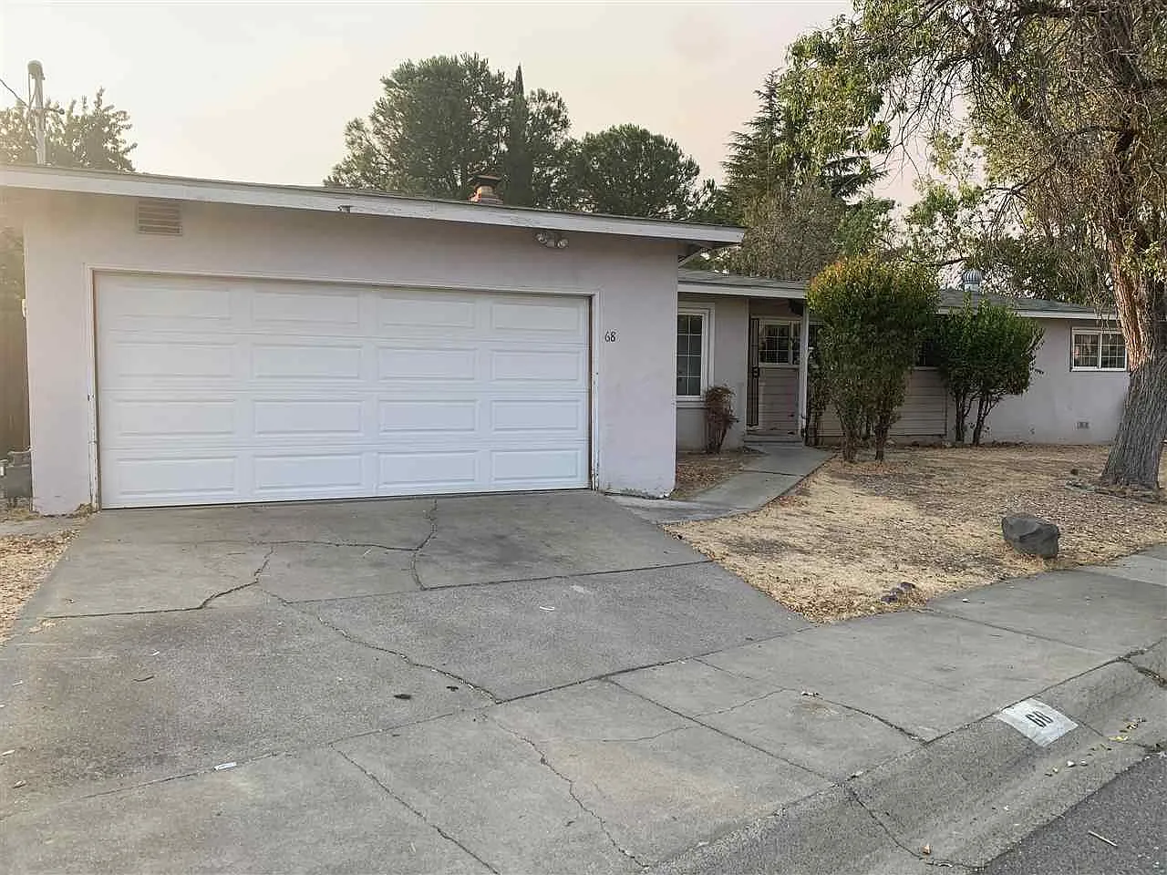 68 Riverview Dr photo 1