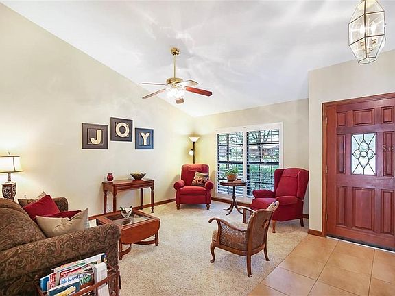 3rd image of 2612 Manor Oak Dr