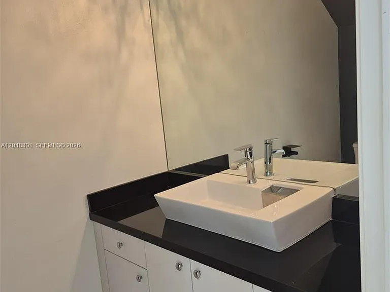 5820 SW 58th Ct — Photo 14