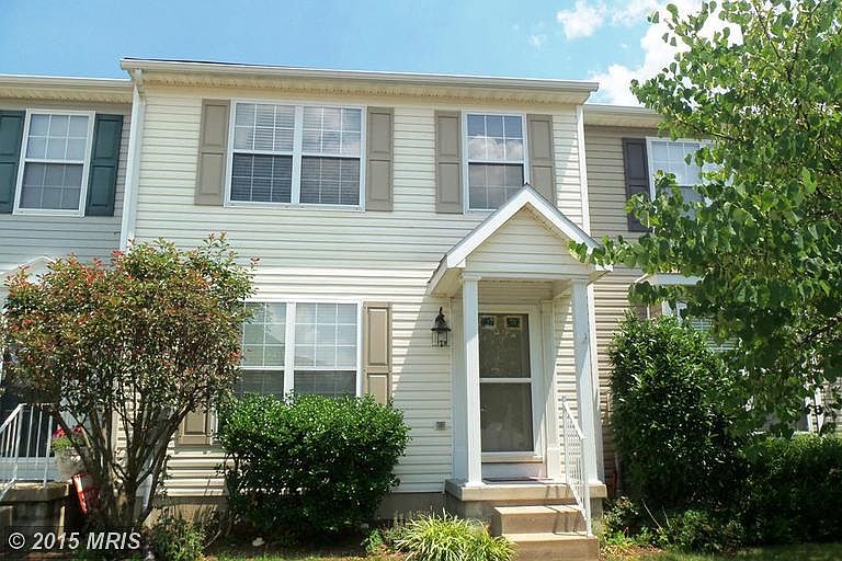 1st image of 221 Copperfield Ln