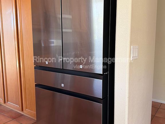 3rd image of 262 Potawatomi St