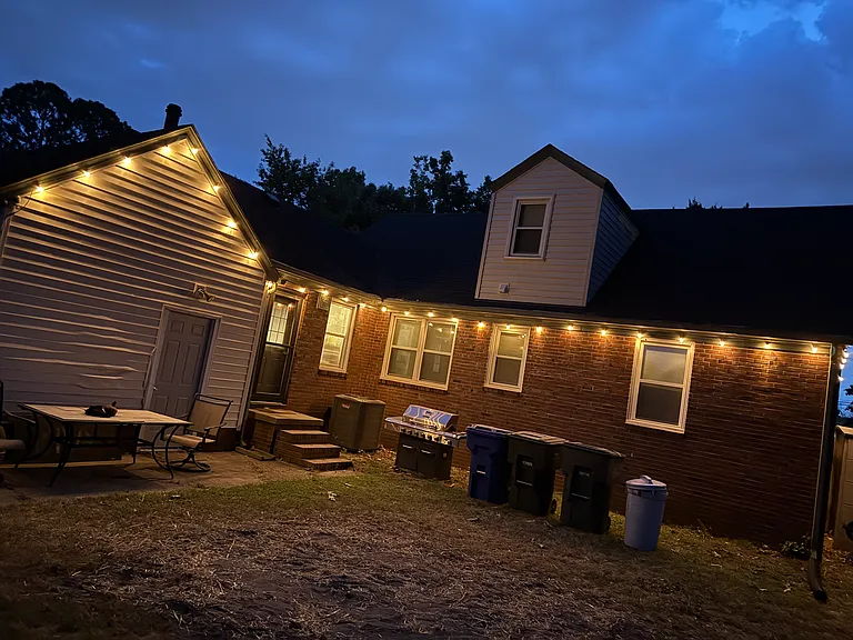 2514 Console Ave — Photo 2