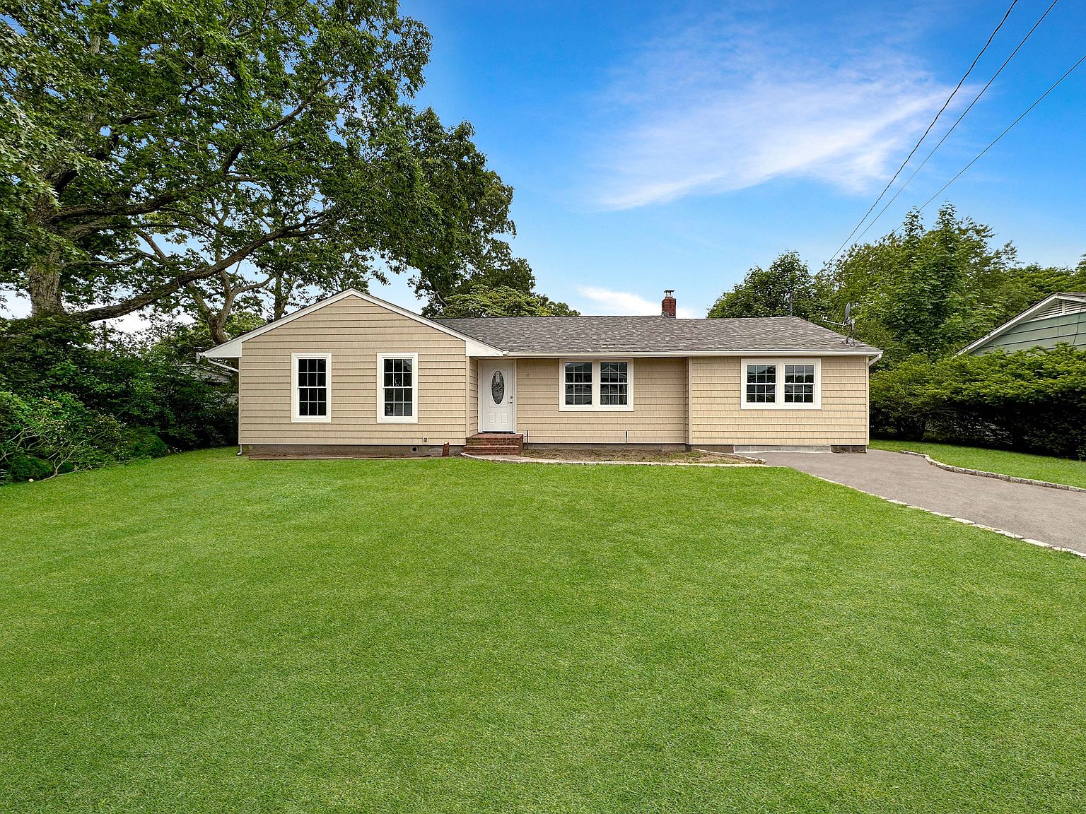 6 Whiting Rd, East Quogue, NY 11942 MLS 374824 Zillow