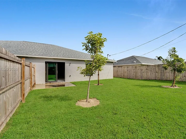 1413 Academy Blvd — Photo 20