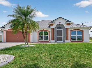 1223 NW 40th Pl, Cape Coral, FL 33993