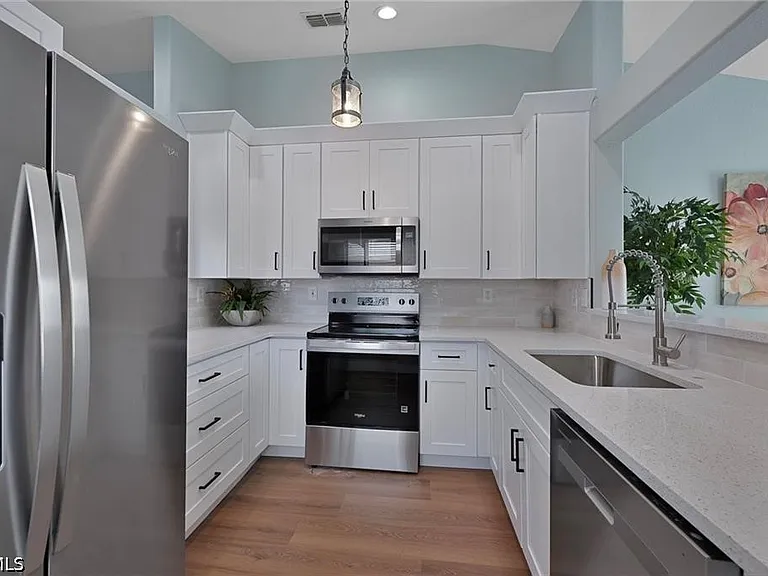 26729 Little John Ct #23 — Photo 1