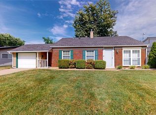 312 Amhurst Dr, O'Fallon, IL 62269