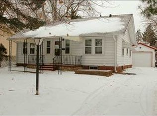 1915 40th St, Des Moines, IA 50310