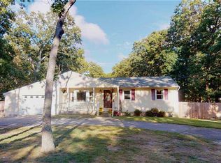 115 Woodlot Rd, Ridge, NY 11961