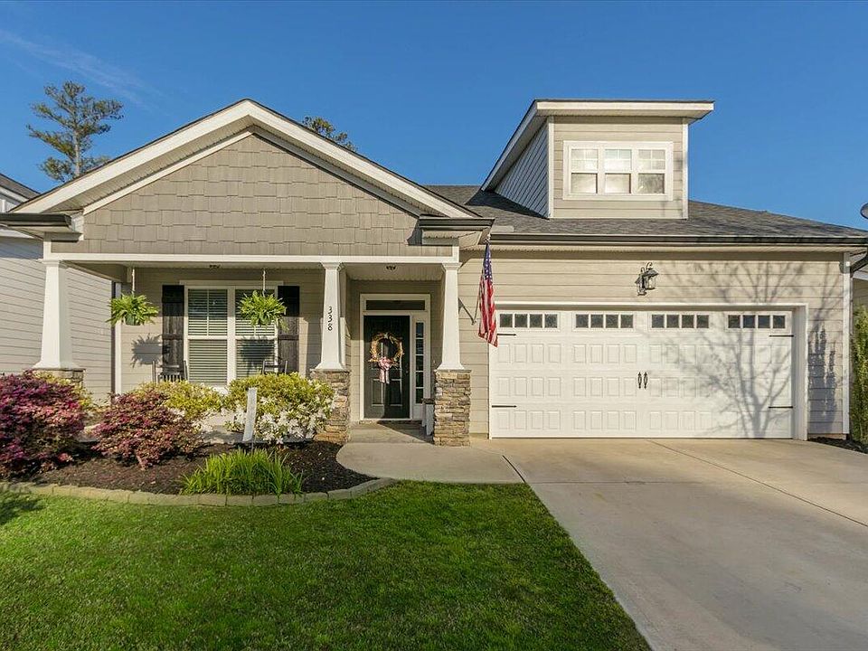 1st image of 338 Colonnades Drive