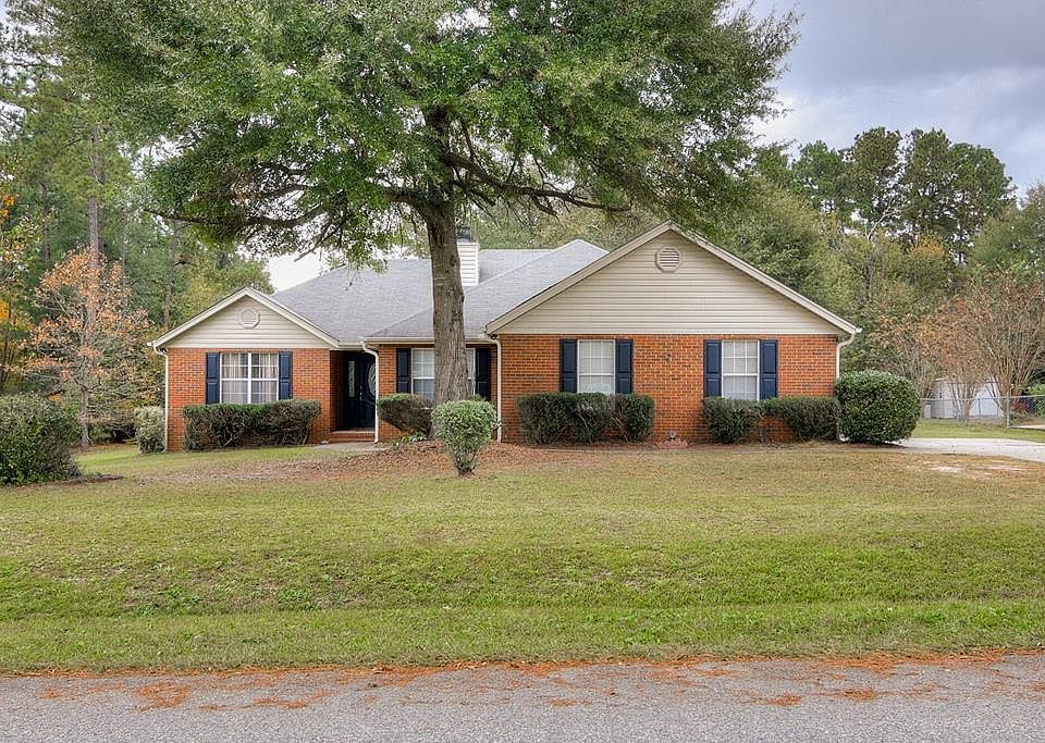 1st image of 1013 Pleasant Valley Dr