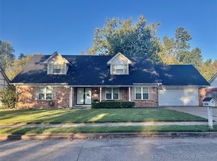 4008 S Lions Ave, Broken Arrow, OK 74011