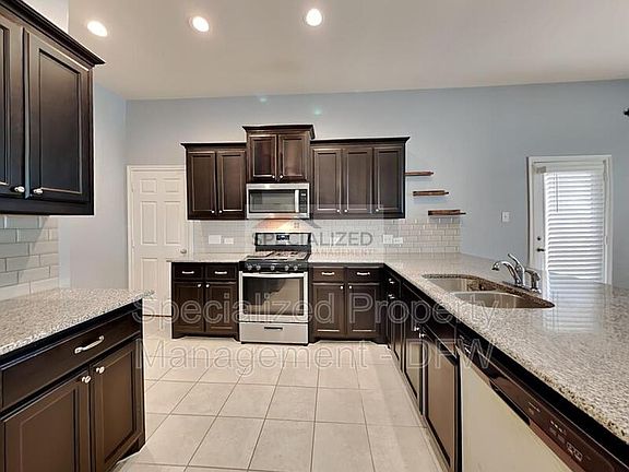 5th image of 3403 Cassinia Pkwy