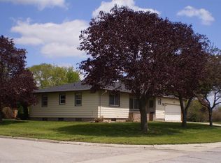 509 9th Ave SW, Hampton, IA 50441