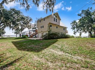 539 W River Rd, Palatka, FL 32177