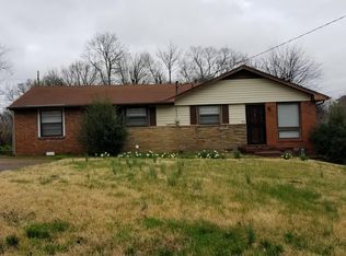 202 Lucky Dr, Nashville, TN 37211