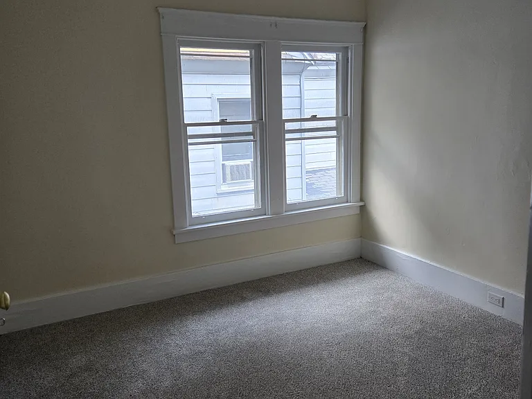 918 Walnut St #2 — Photo 6