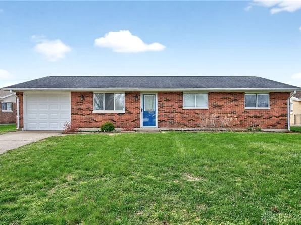 8243 Philadelphia Dr, Fairborn, OH 45324