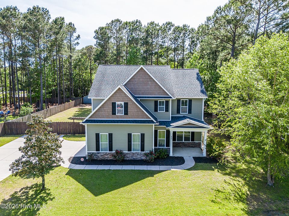 1st image of 676 Majestic Oaks Drive