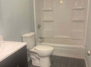 1021 S Spring St #R/S, Springfield, IL 62704