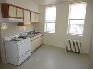 219 66th St APT D1, West New York, NJ 07093
