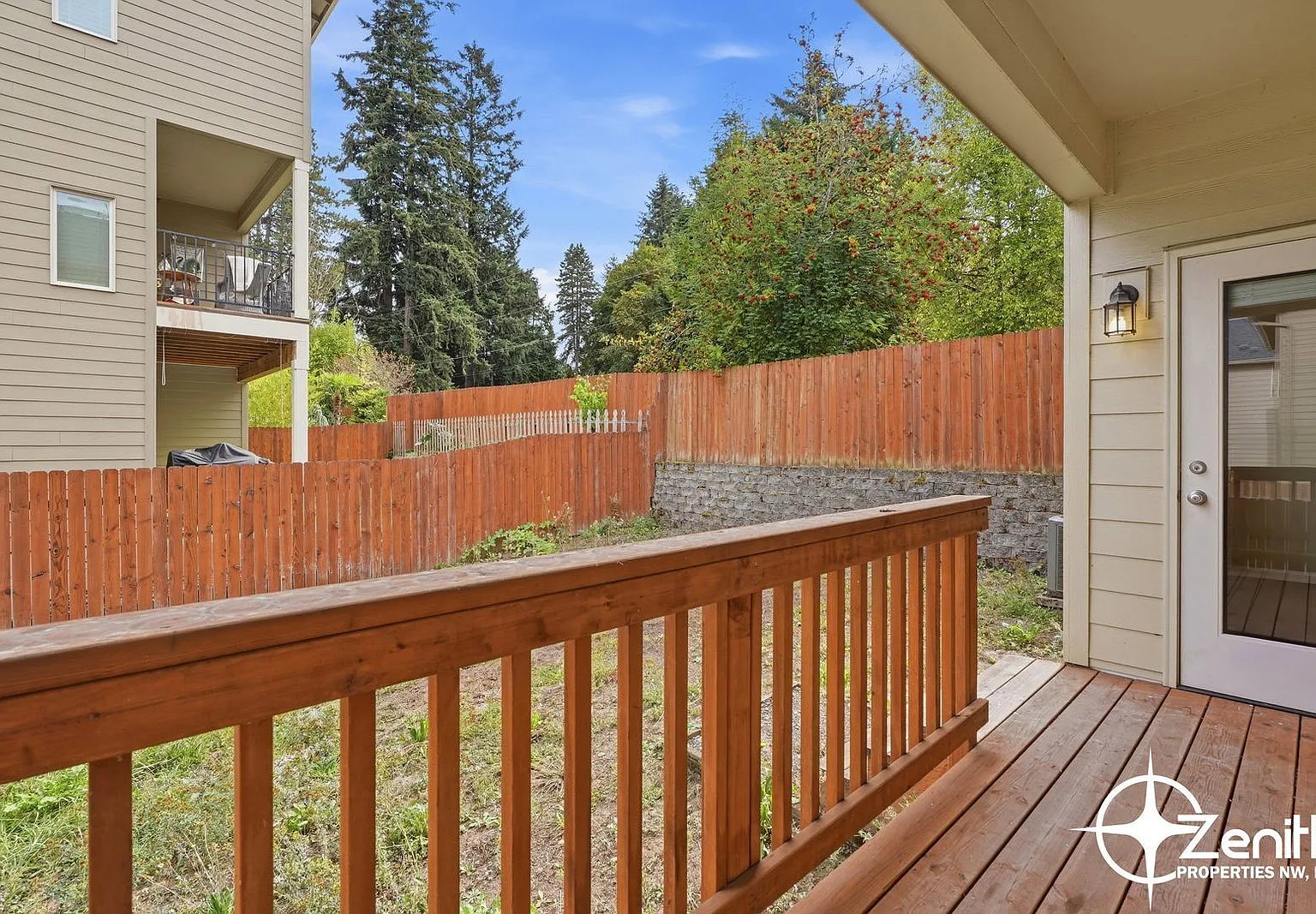 4 bed, 2.5 bath, 2068 sqft, $2,915 — Photo 3