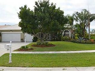 9235 Lake Serena Dr, Boca Raton, FL 33496