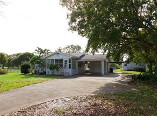 2165 8th St, Vero Beach, FL 32962