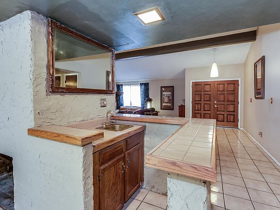 5th image of 3055 W Betty Elyse Ln