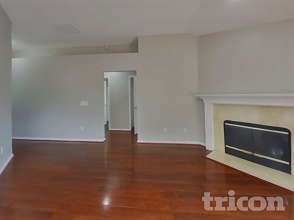 3rd image of 3582 White Cow Ct